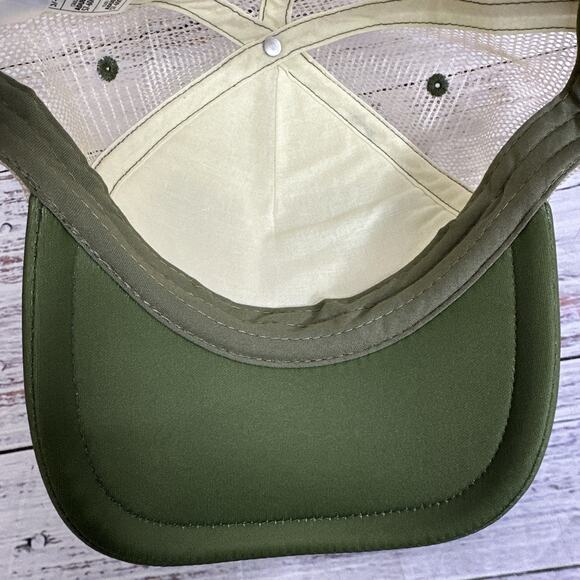 Walt Disney World Hat Snap Back Trucker Hat Cap Mesh Animal Kingdom Unisex - Picture 7 of 7